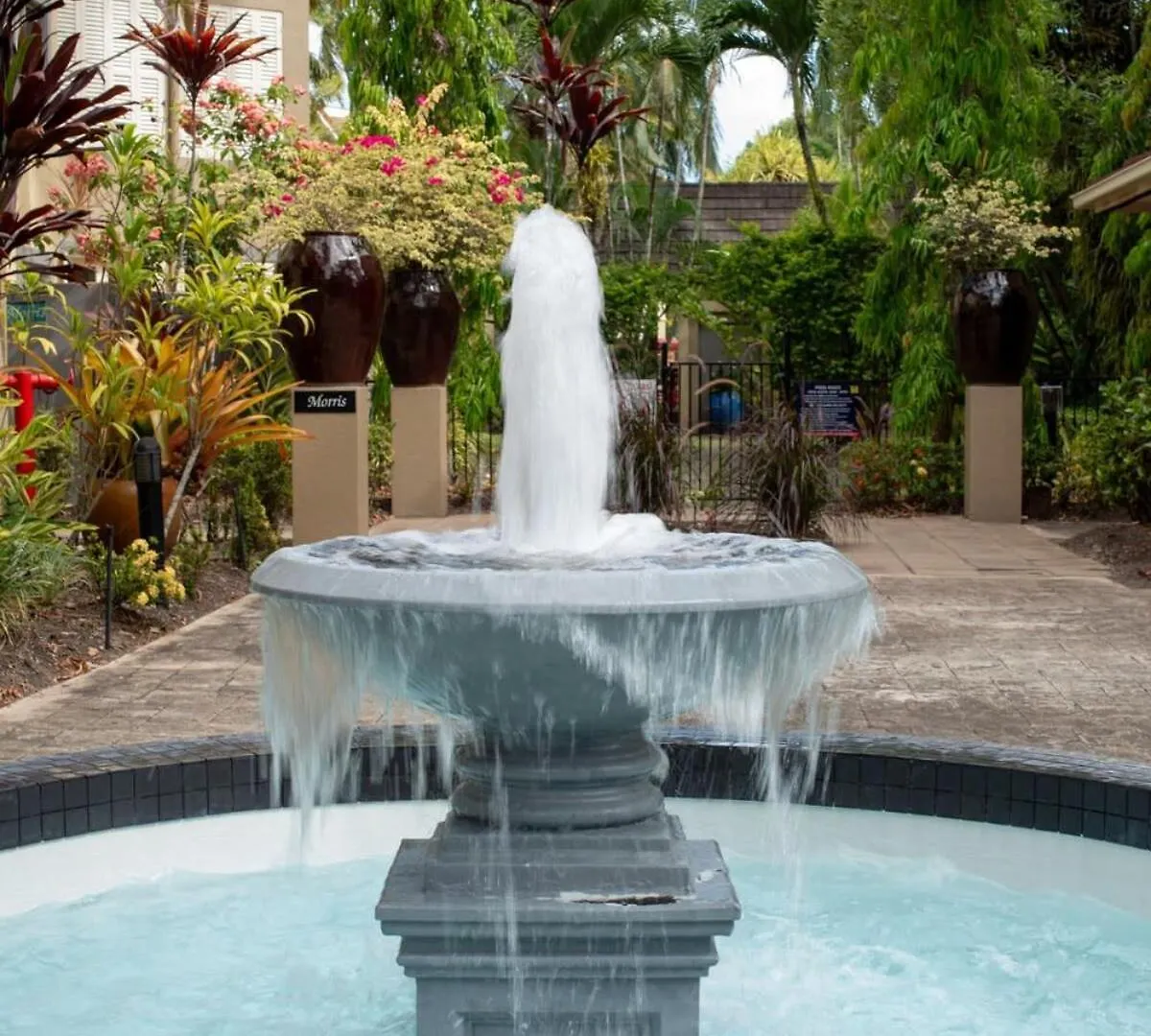 The Nest Cairns - 4 Pools Bbq & Resort 0*,